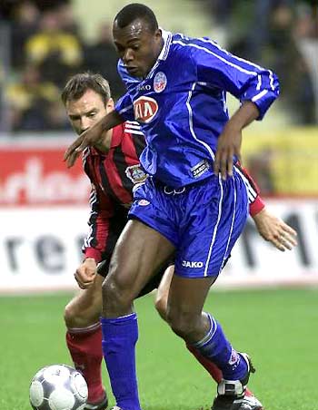 来自不同国 来自不同国