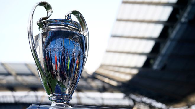 登顶榜首 登顶榜首