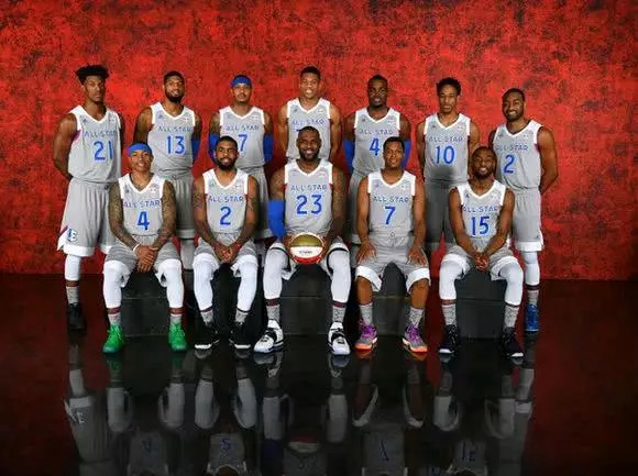 代足球转会 代足球转会