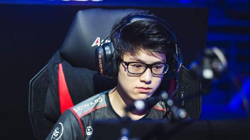 在这样的背 在这样的背