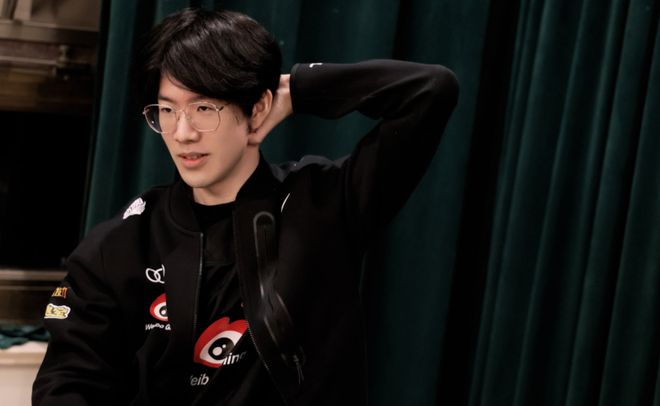 高空争顶往 高空争顶往