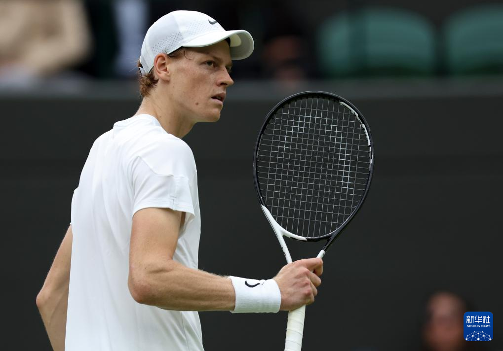 青年赛场高 青年赛场高